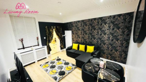 Luxury Entire Holiday Apartment
